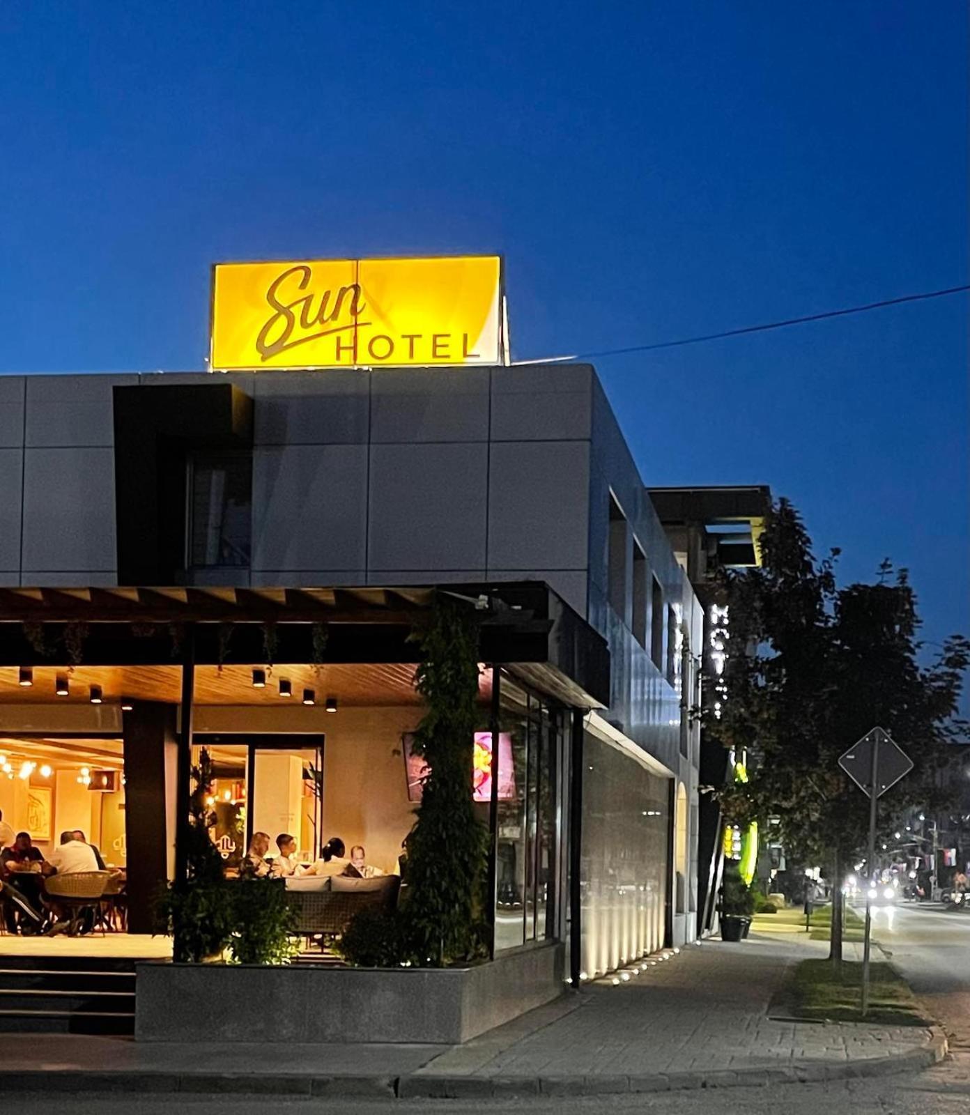 Hotel Sun Loznica Exterior foto