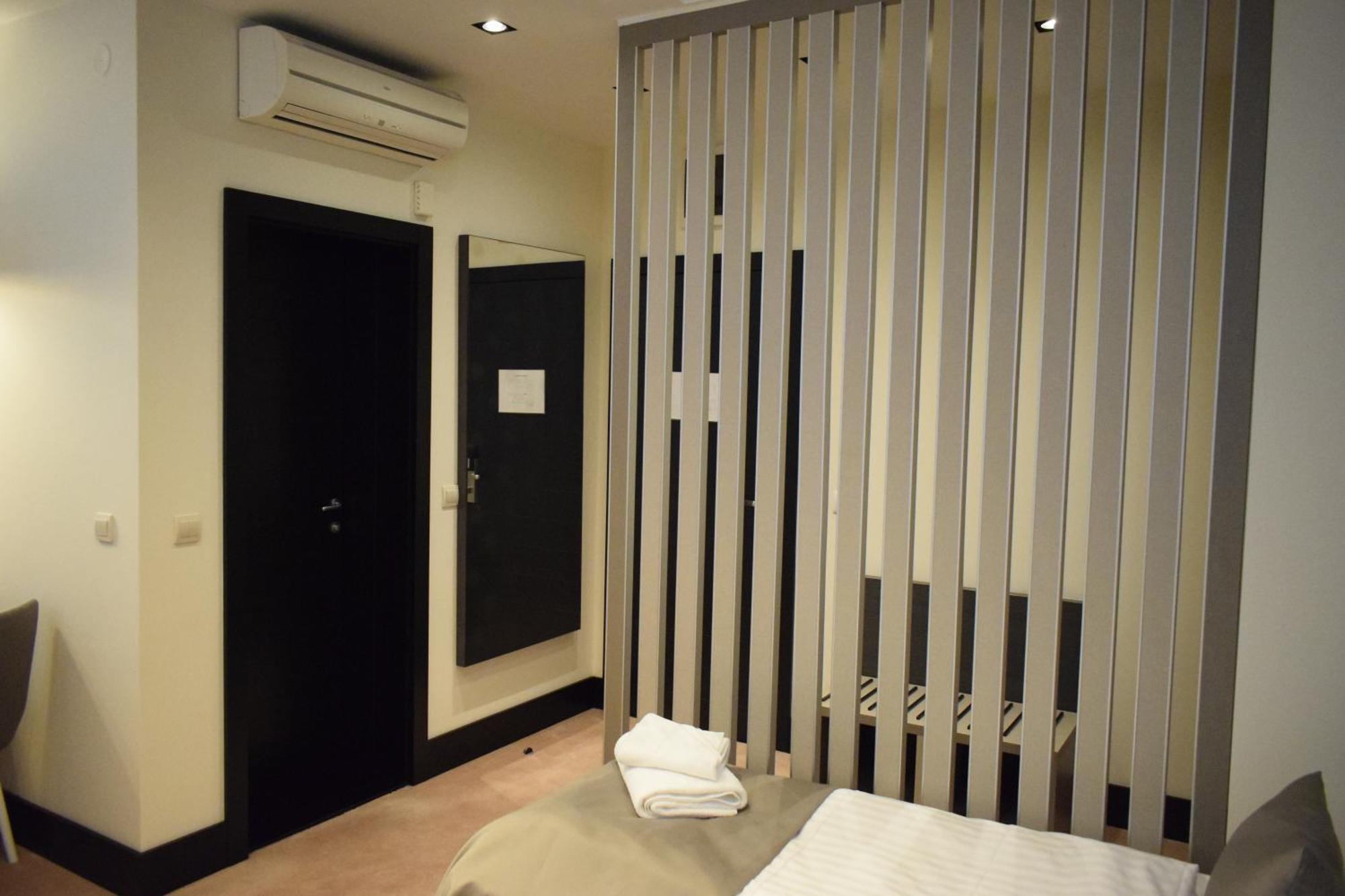 Hotel Sun Loznica Exterior foto