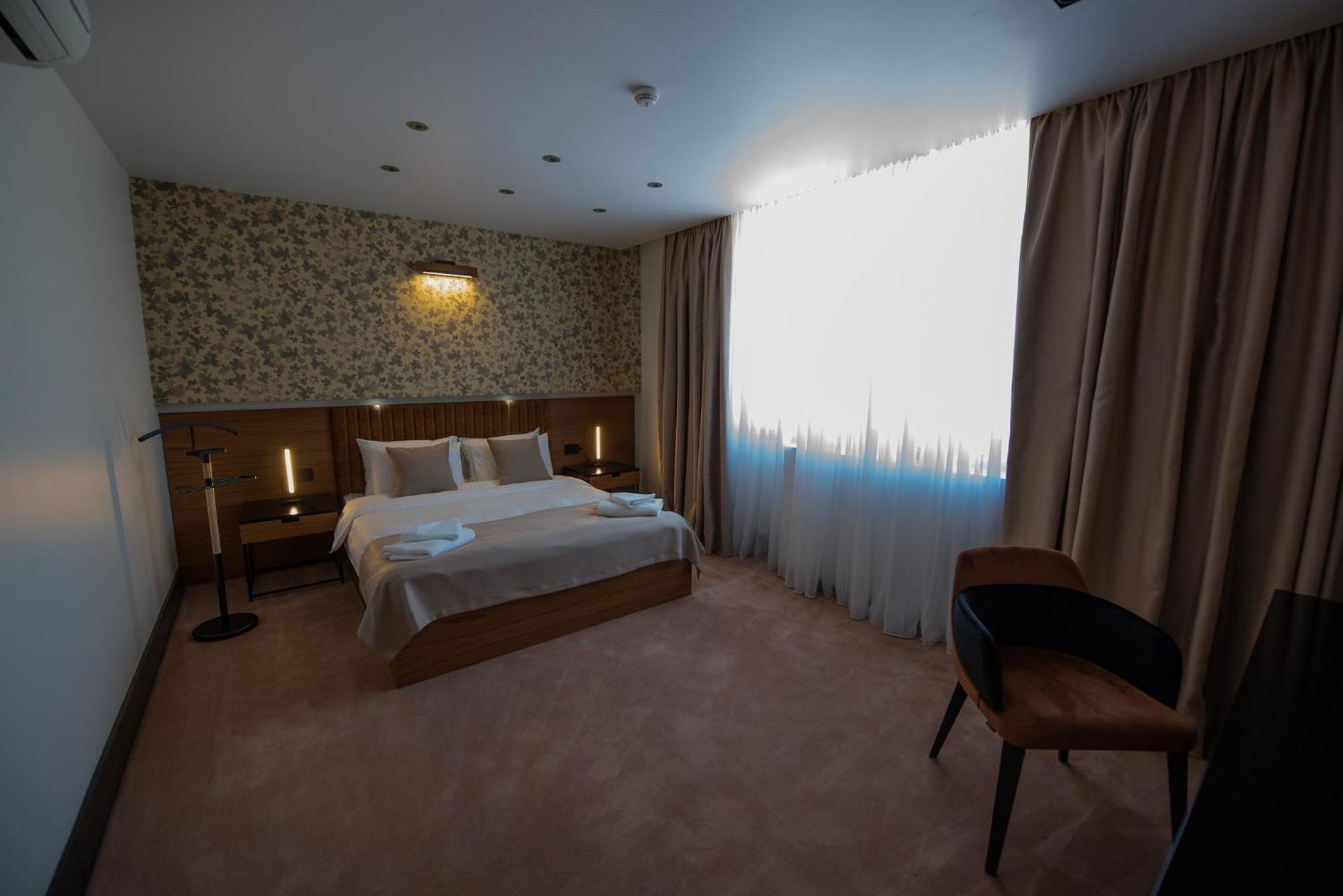 Hotel Sun Loznica Exterior foto